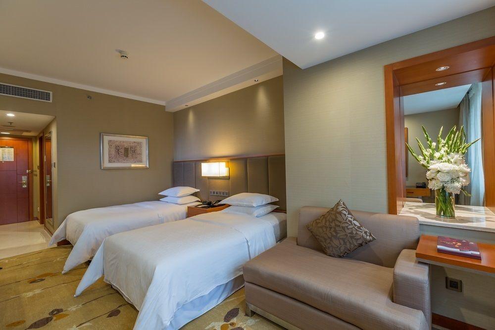 Sheraton Chengdu Lido Hotel Екстер'єр фото