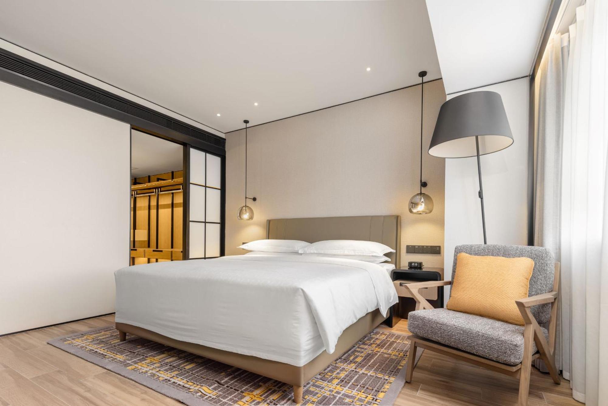 Sheraton Chengdu Lido Hotel Екстер'єр фото