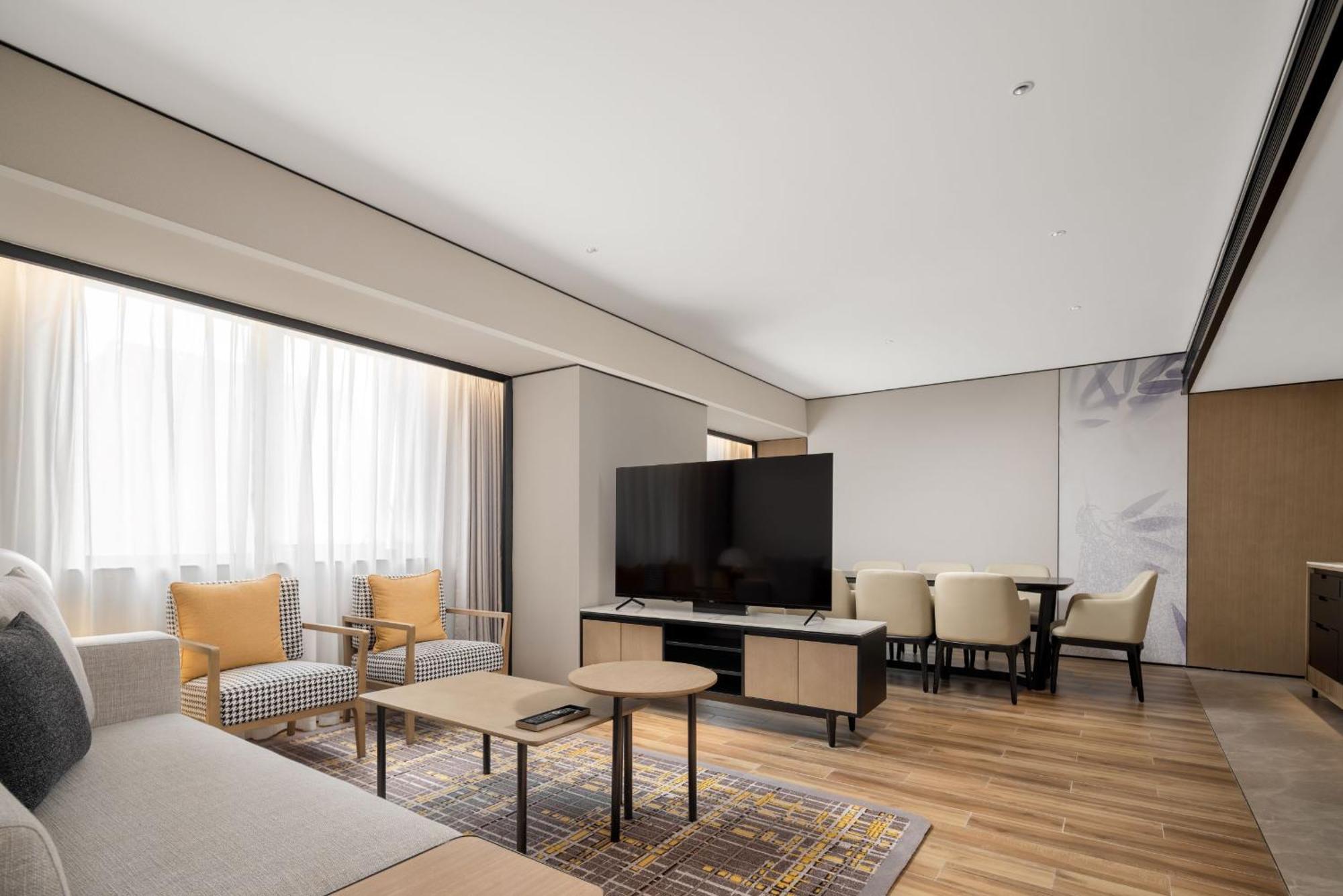 Sheraton Chengdu Lido Hotel Екстер'єр фото