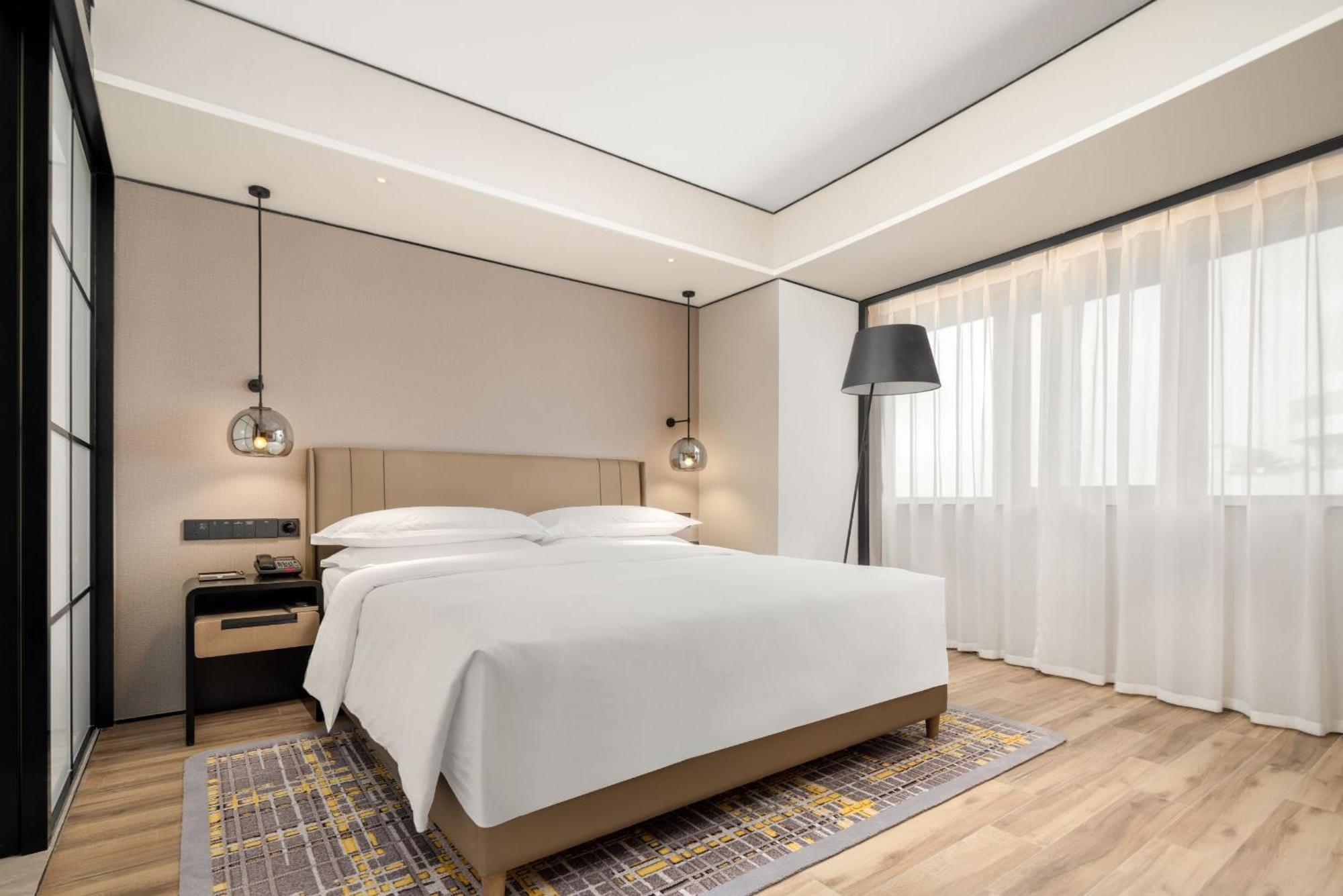 Sheraton Chengdu Lido Hotel Екстер'єр фото