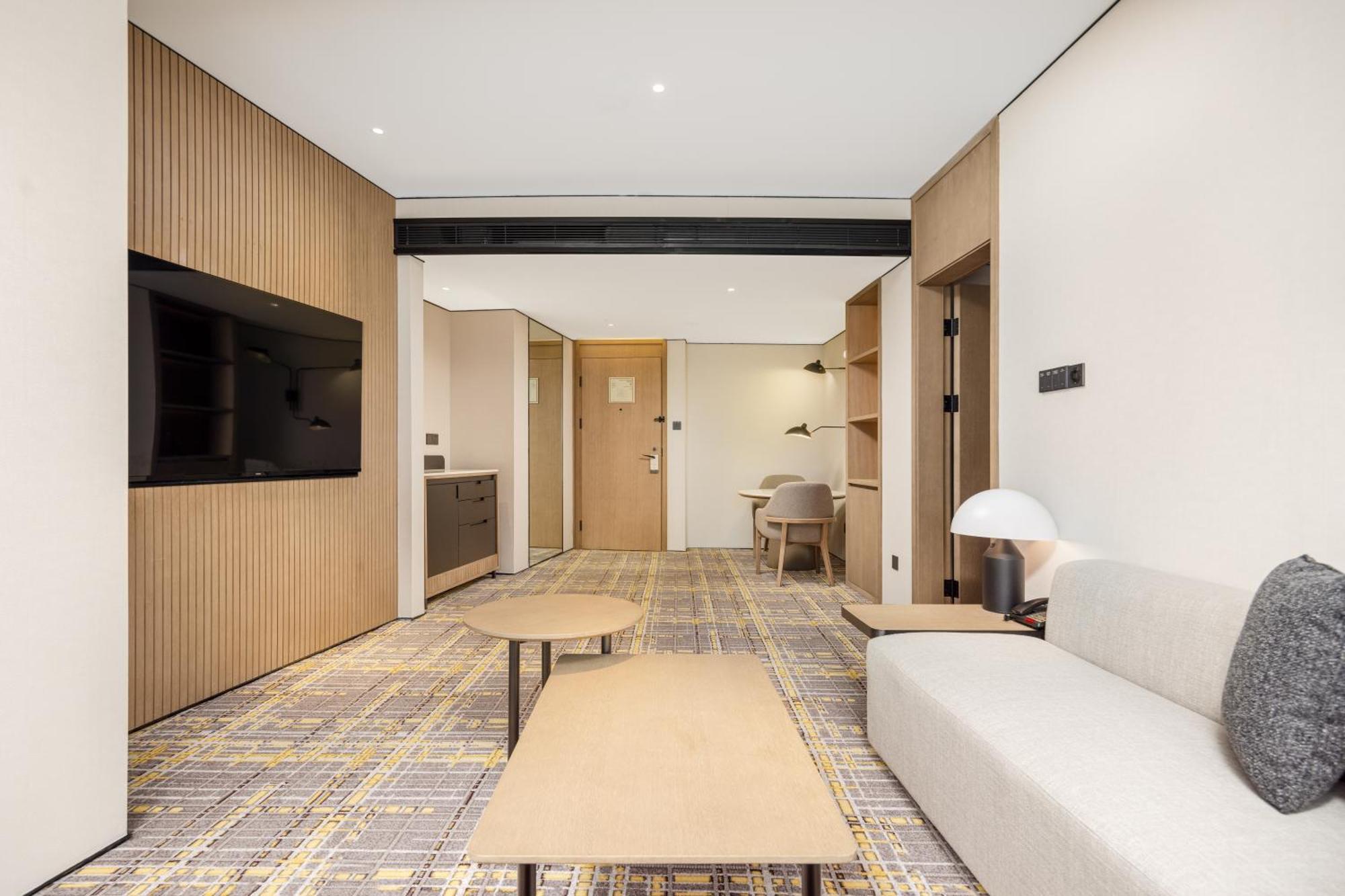 Sheraton Chengdu Lido Hotel Екстер'єр фото