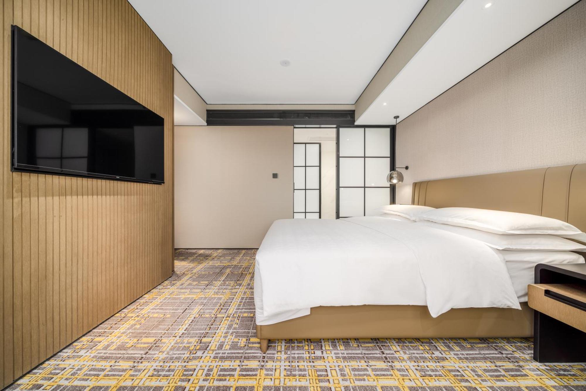 Sheraton Chengdu Lido Hotel Екстер'єр фото