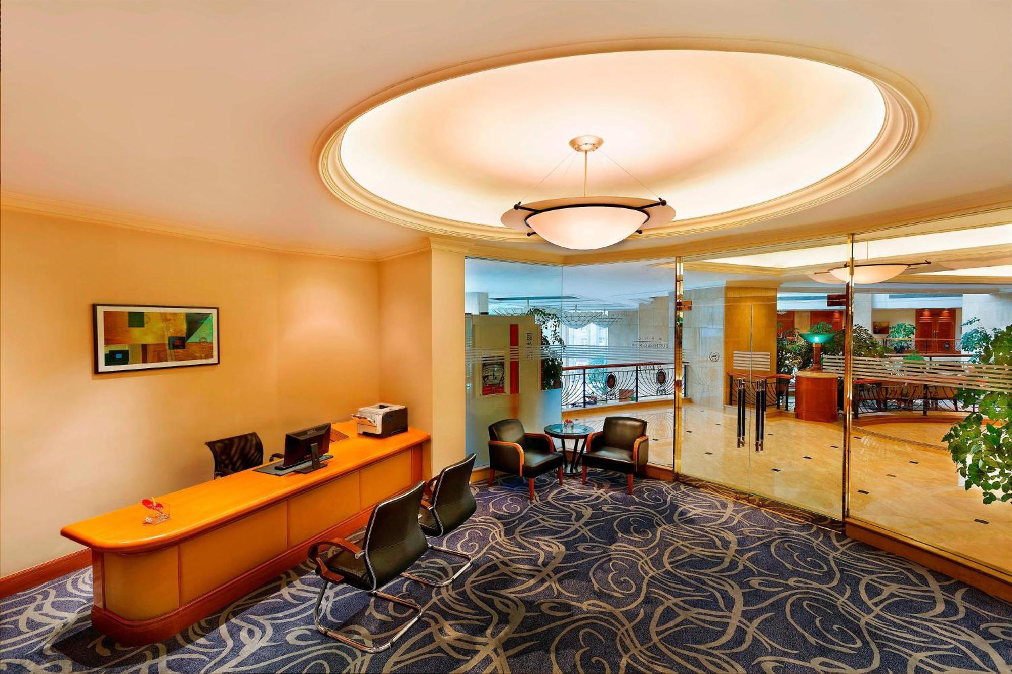 Sheraton Chengdu Lido Hotel Екстер'єр фото